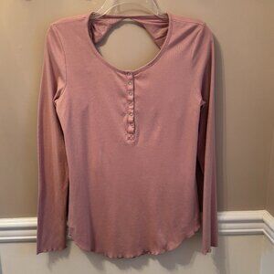 CHASER Woman's Size M Long Sleeve Open Frill Back Top in color Pink